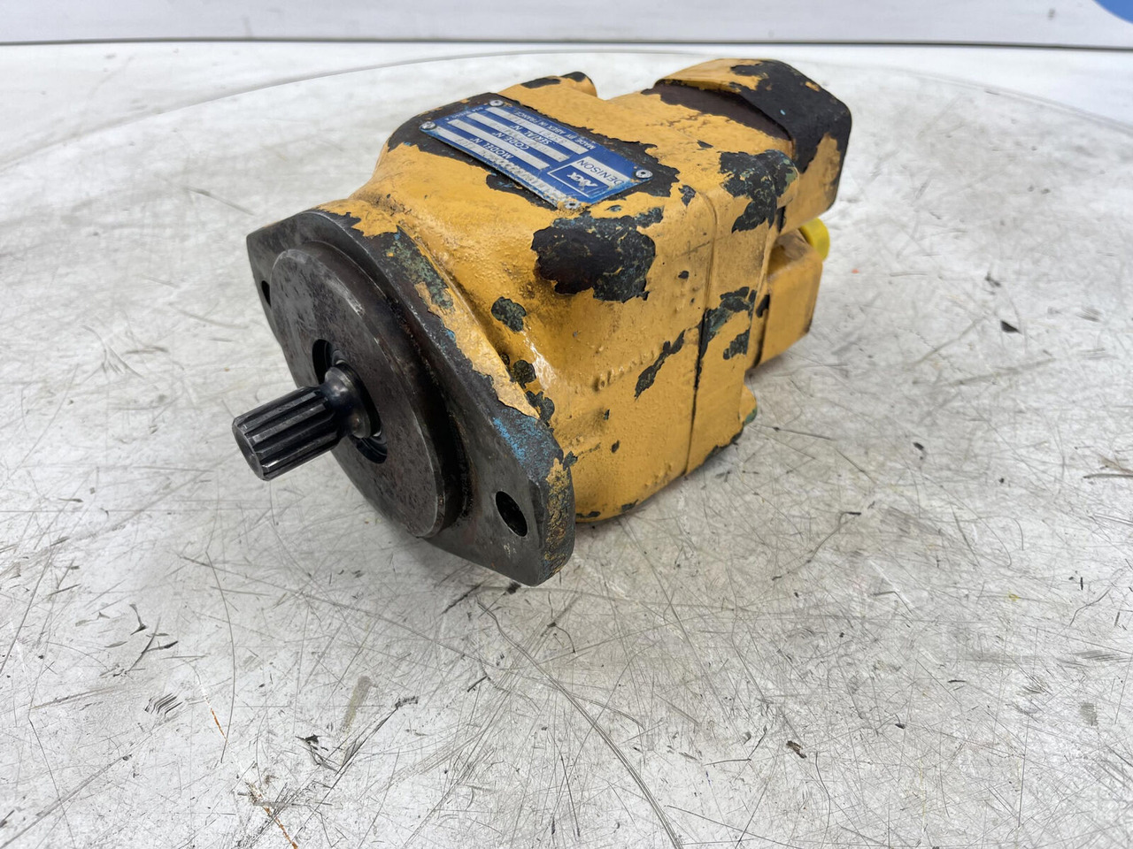 Liebherr LTM 1030 slew motor - Motor hidráulico para Grúa: foto 4 Liebherr LTM 1030 slew motor - Motor hidráulico para Grúa: foto 4