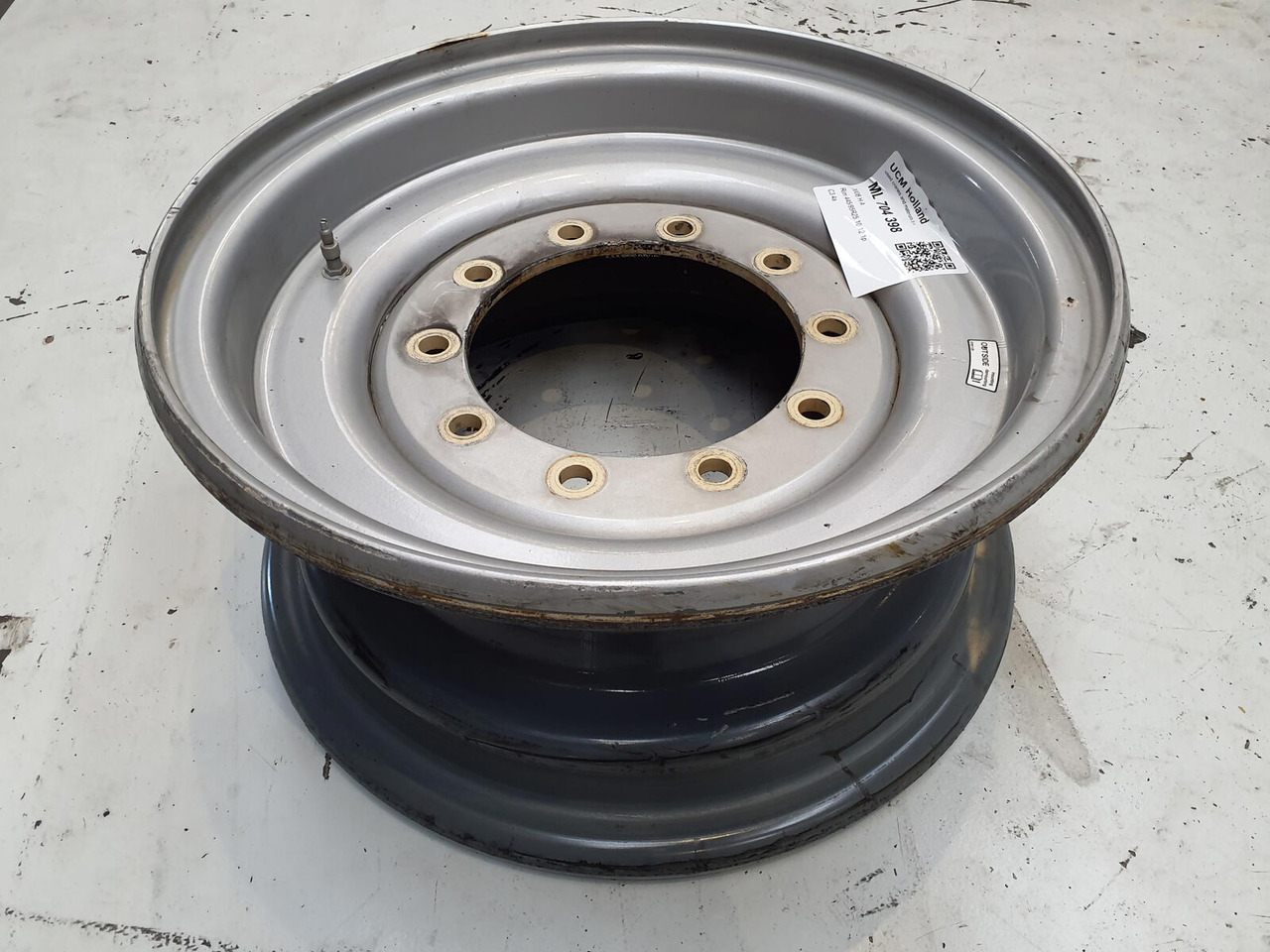 Liebherr Rim 445/95R25 10 12 1p - Llanta para Grúa: foto 1 Liebherr Rim 445/95R25 10 12 1p - Llanta para Grúa: foto 1