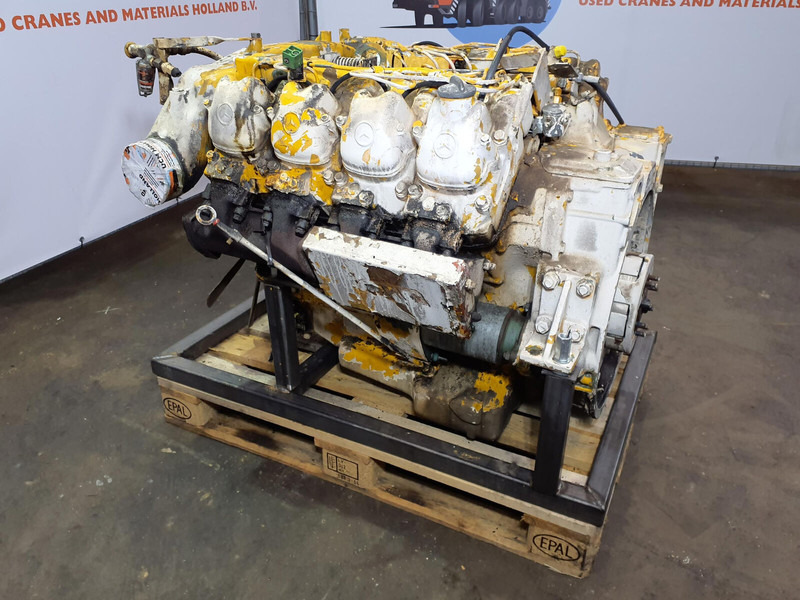 Mercedes-Benz LT 1200 Mercedes OM 402 upper engine - Motor para Grúa: foto 5 Mercedes-Benz LT 1200 Mercedes OM 402 upper engine - Motor para Grúa: foto 5