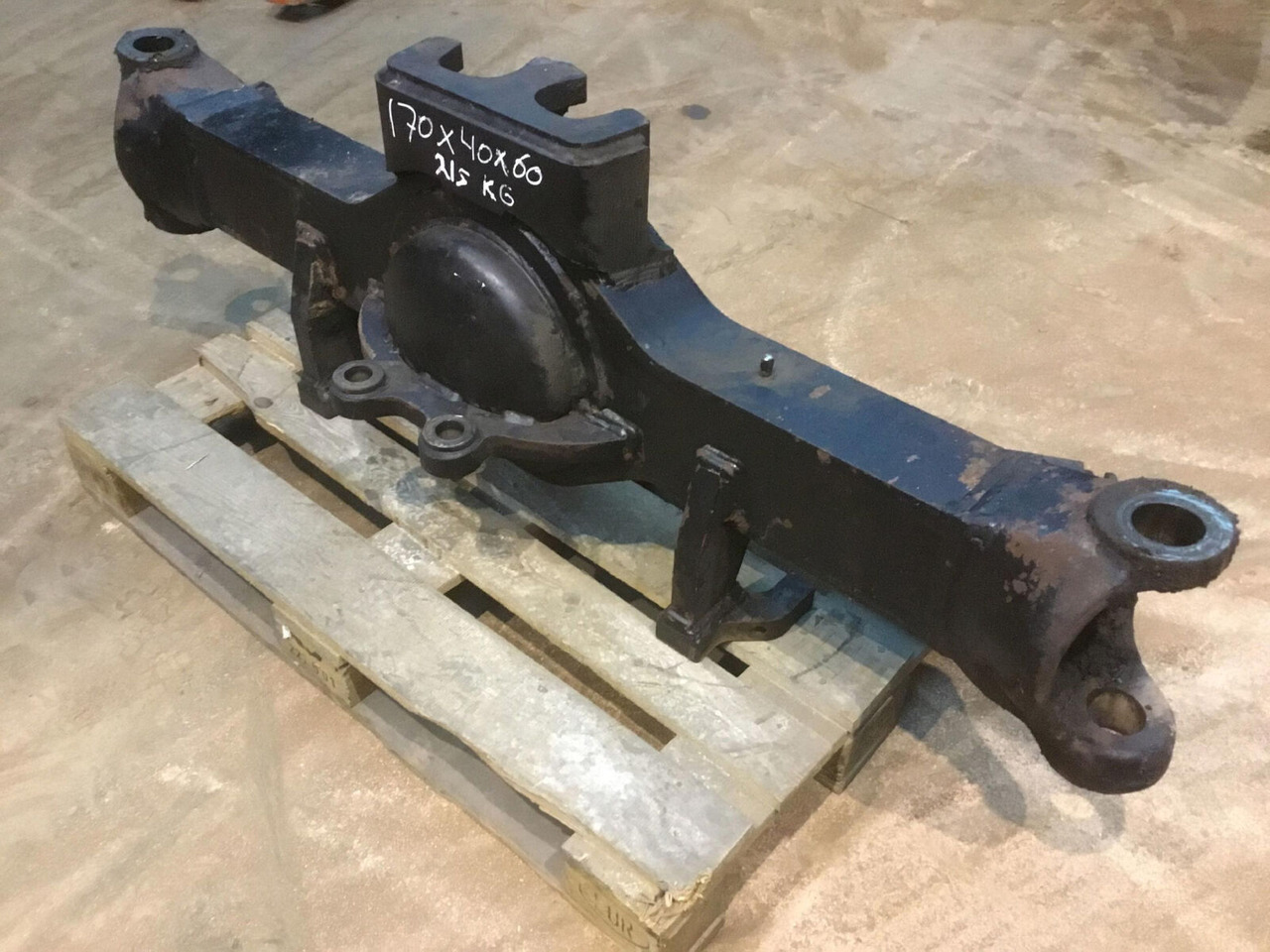 Terex AC 155 axle housing axle 1 - Eje y piezas para Autogrúa: foto 4 Terex AC 155 axle housing axle 1 - Eje y piezas para Autogrúa: foto 4