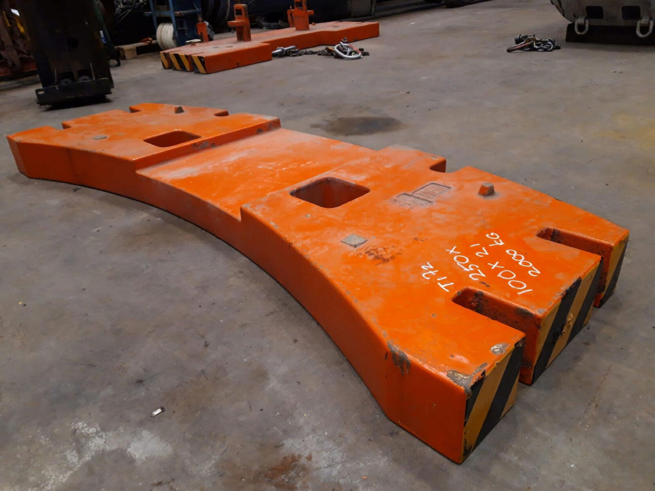 Terex AC 155 counterweight 2,0 ton - Contrapeso para Autogrúa: foto 4 Terex AC 155 counterweight 2,0 ton - Contrapeso para Autogrúa: foto 4