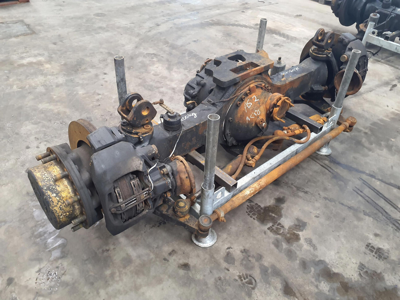 Terex AC 50-1 axle 2 - Eje y piezas para Autogrúa: foto 3 Terex AC 50-1 axle 2 - Eje y piezas para Autogrúa: foto 3