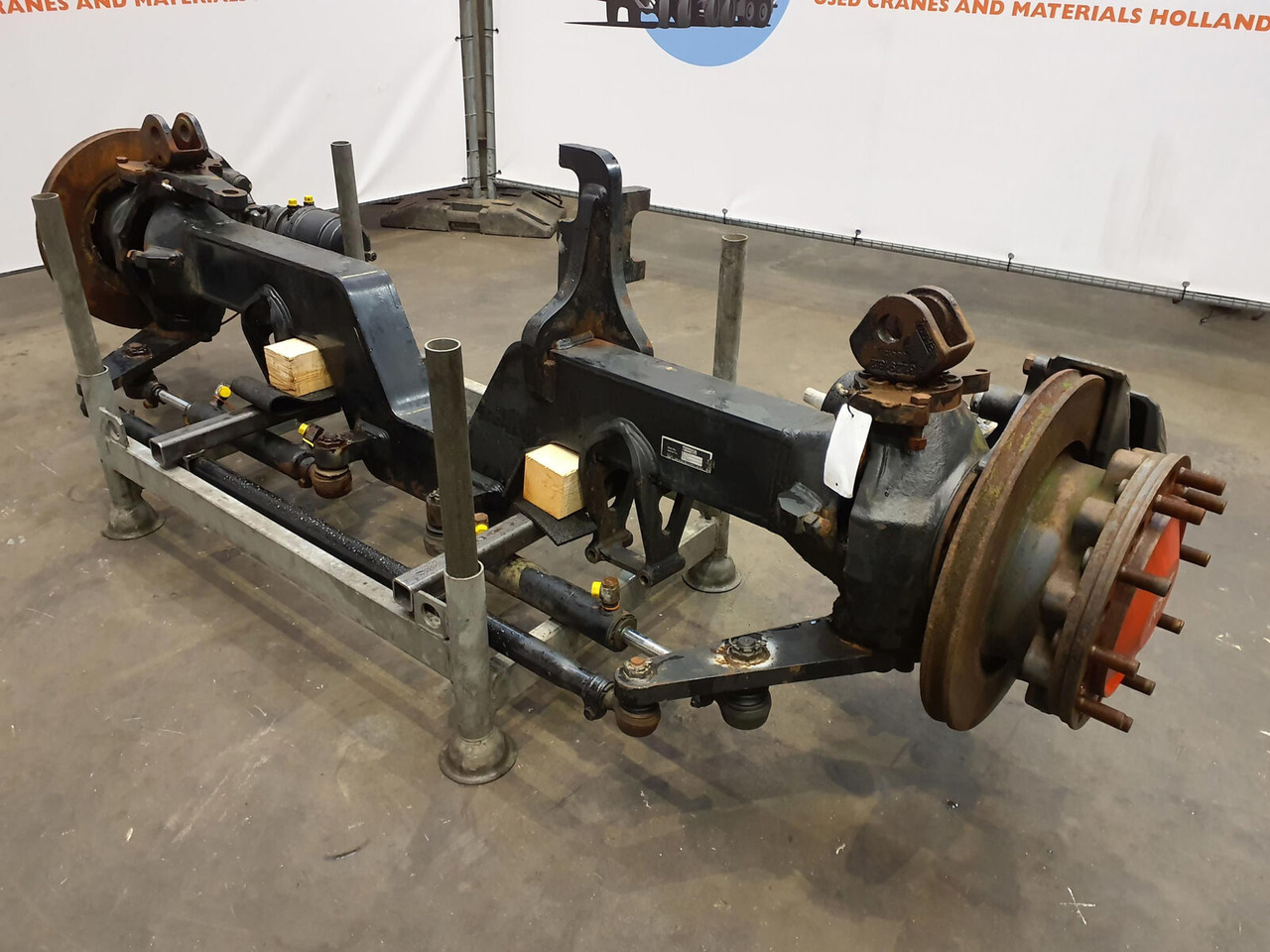 Terex AC 700 Axle 5 - Eje y piezas para Autogrúa: foto 1 Terex AC 700 Axle 5 - Eje y piezas para Autogrúa: foto 1