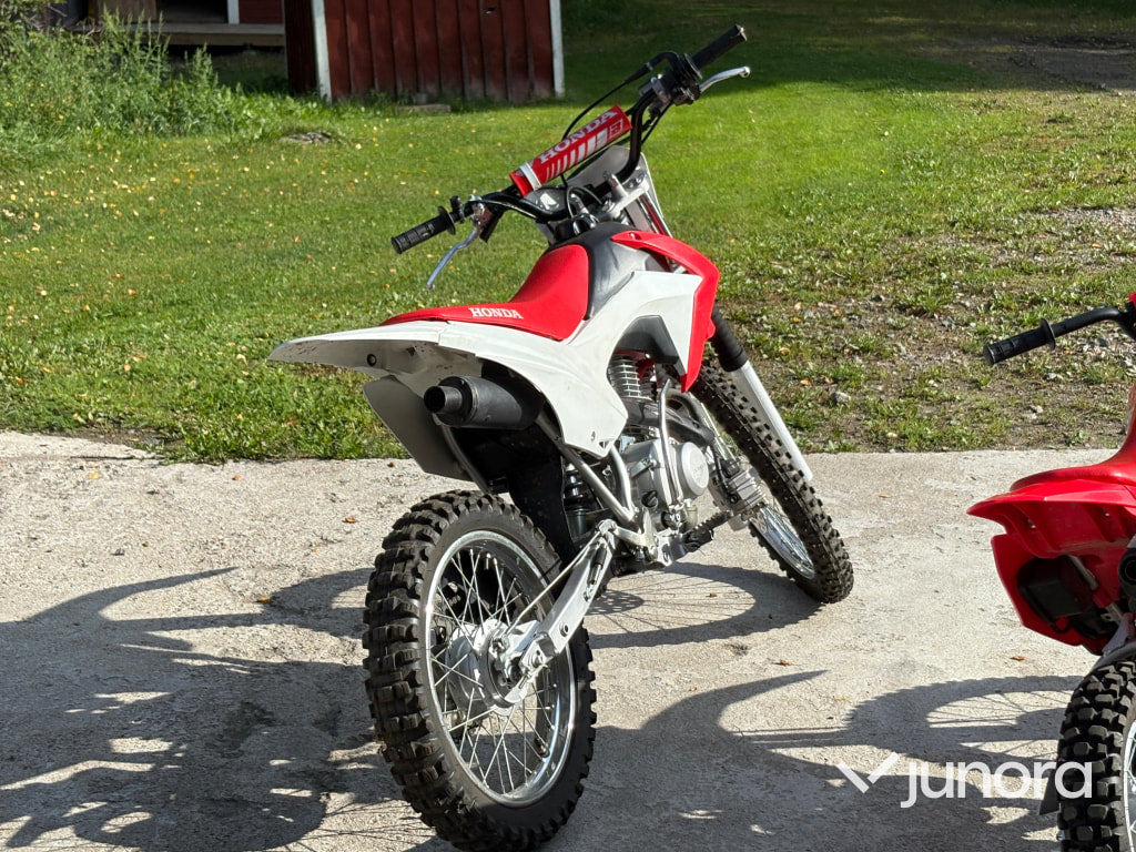 Dirtbike - Honda, CRF, 150cc - Motocicleta: foto 5 Dirtbike - Honda, CRF, 150cc - Motocicleta: foto 5