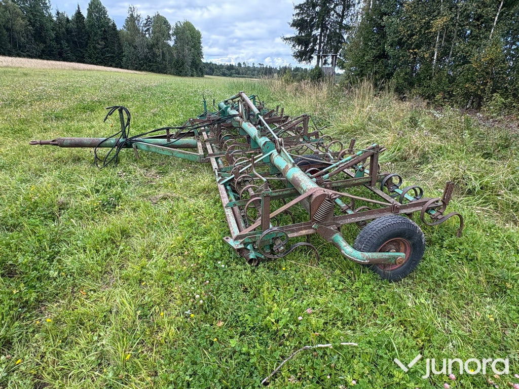 Harv Wiberg Ransta B 389 h - Grada: foto 4 Harv Wiberg Ransta B 389 h - Grada: foto 4