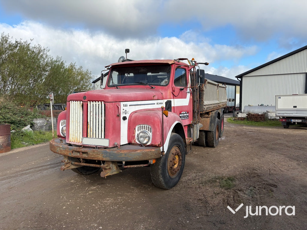 Lastbil - Scania, LS 111S 42/B - Camión volquete: foto 1 Lastbil - Scania, LS 111S 42/B - Camión volquete: foto 1