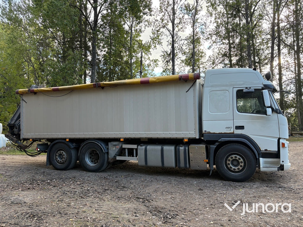 Lastbil Volvo FM-480 6*2 med lyftkran - Camión caja abierta, Camión grúa: foto 5 Lastbil Volvo FM-480 6*2 med lyftkran - Camión caja abierta, Camión grúa: foto 5