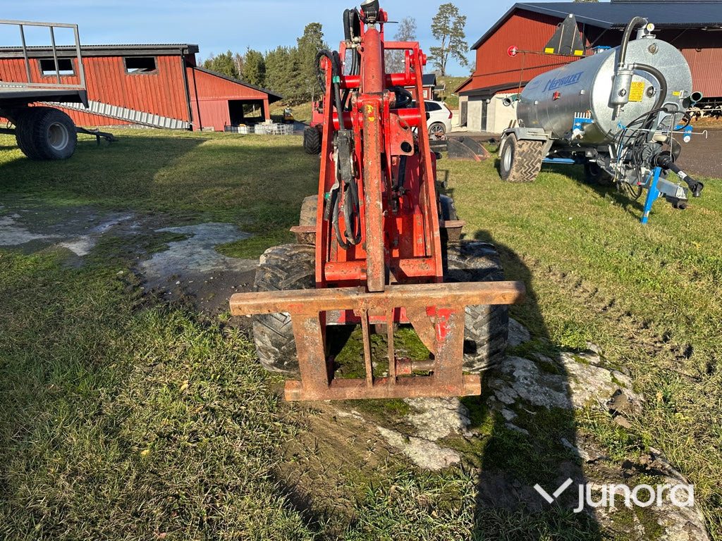 Minilastare - Schäffer 222 - Cargadora articulada: foto 4 Minilastare - Schäffer 222 - Cargadora articulada: foto 4