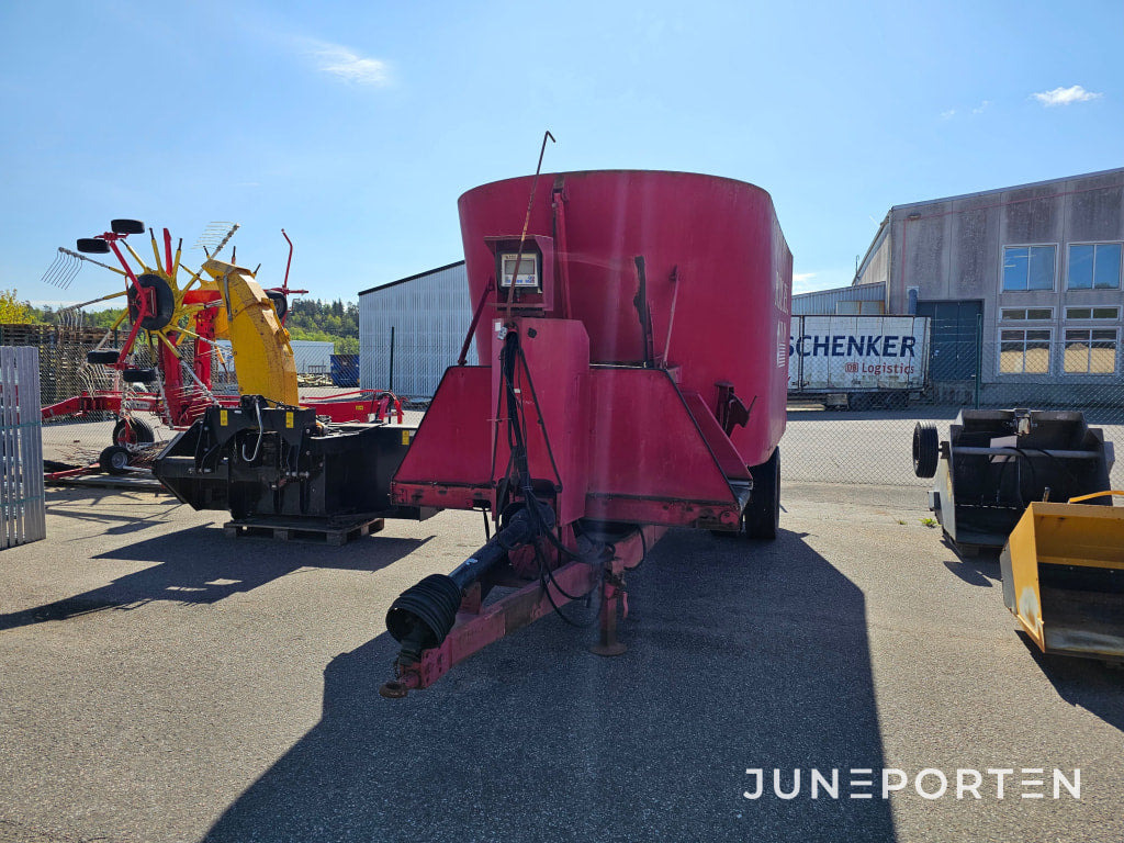 Mixervagn R.M.H VR18 - Desensiladora: foto 4 Mixervagn R.M.H VR18 - Desensiladora: foto 4