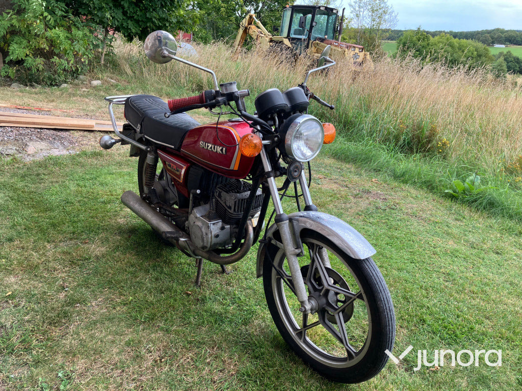 Moped och Motorcyklar - Motocicleta: foto 3 Moped och Motorcyklar - Motocicleta: foto 3