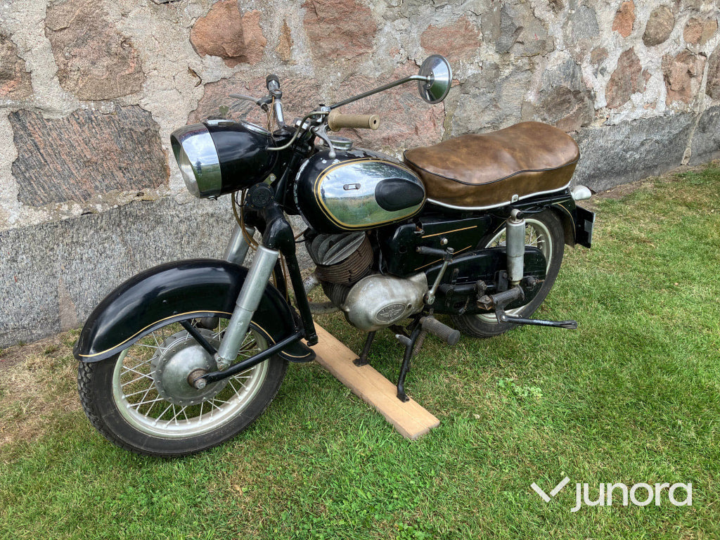 Moped och Motorcyklar - Motocicleta: foto 4 Moped och Motorcyklar - Motocicleta: foto 4