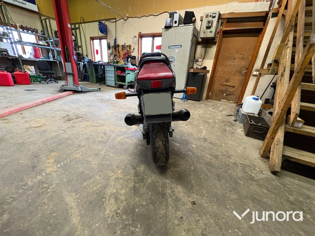 Motorcykel - Suzuki, GSX 750 F - Motocicleta: foto 5 Motorcykel - Suzuki, GSX 750 F - Motocicleta: foto 5