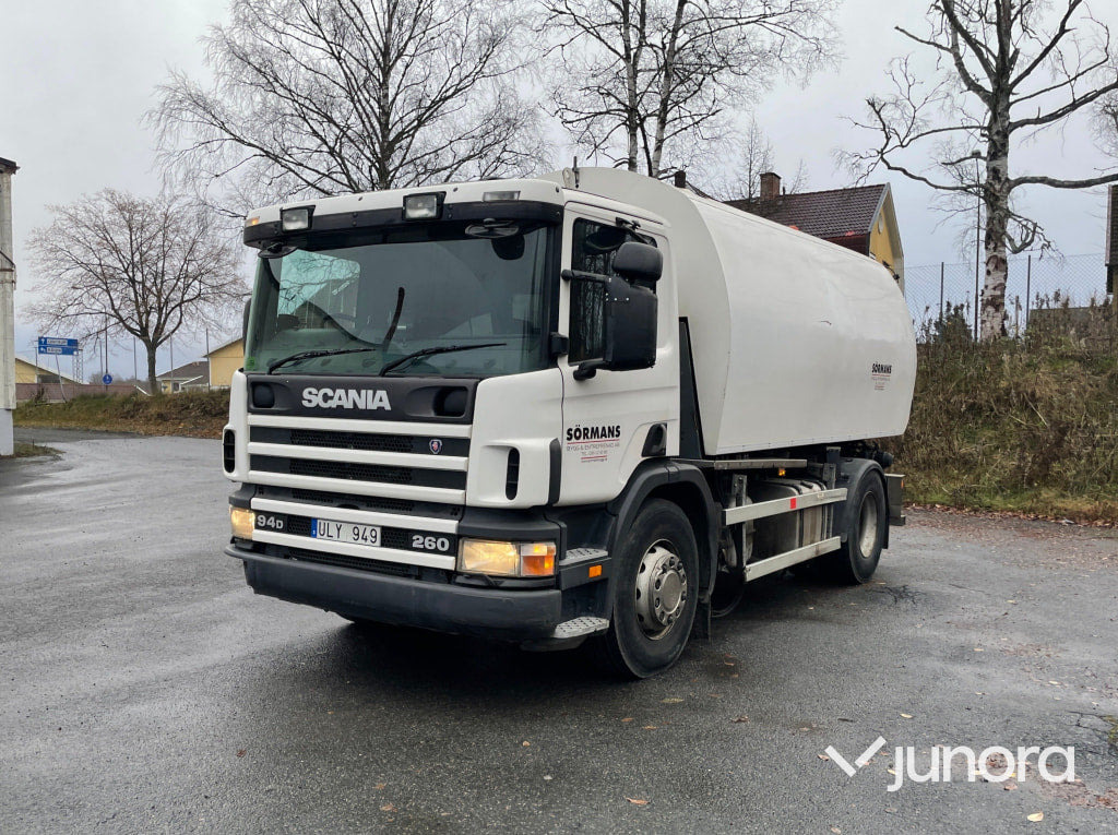 Sop och Uppsamlarbil Scania 94D / 260 - Otros maquinaria: foto 2 Sop och Uppsamlarbil Scania 94D / 260 - Otros maquinaria: foto 2