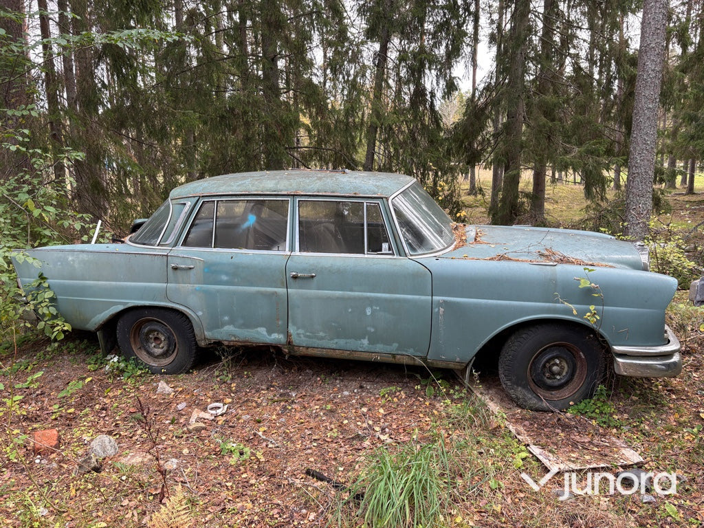 Renoveringsobjekt - Mercedes-Benz 220 S - Coche: foto 2 Renoveringsobjekt - Mercedes-Benz 220 S - Coche: foto 2