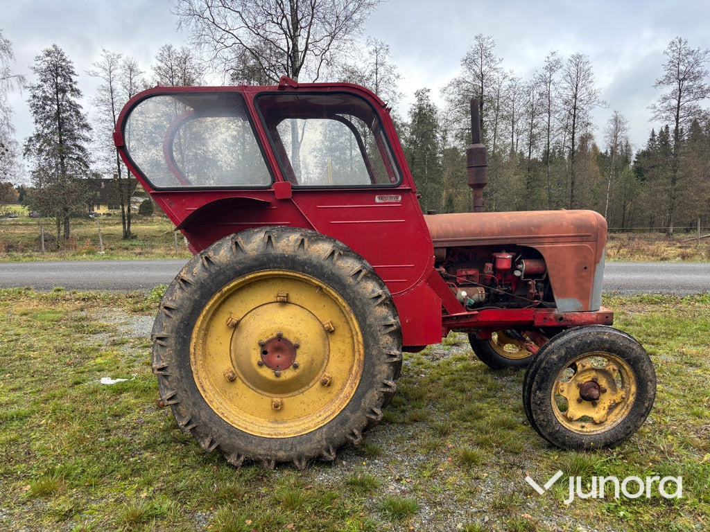 Traktor - David Brown DB40 D - Tractor: foto 5 Traktor - David Brown DB40 D - Tractor: foto 5