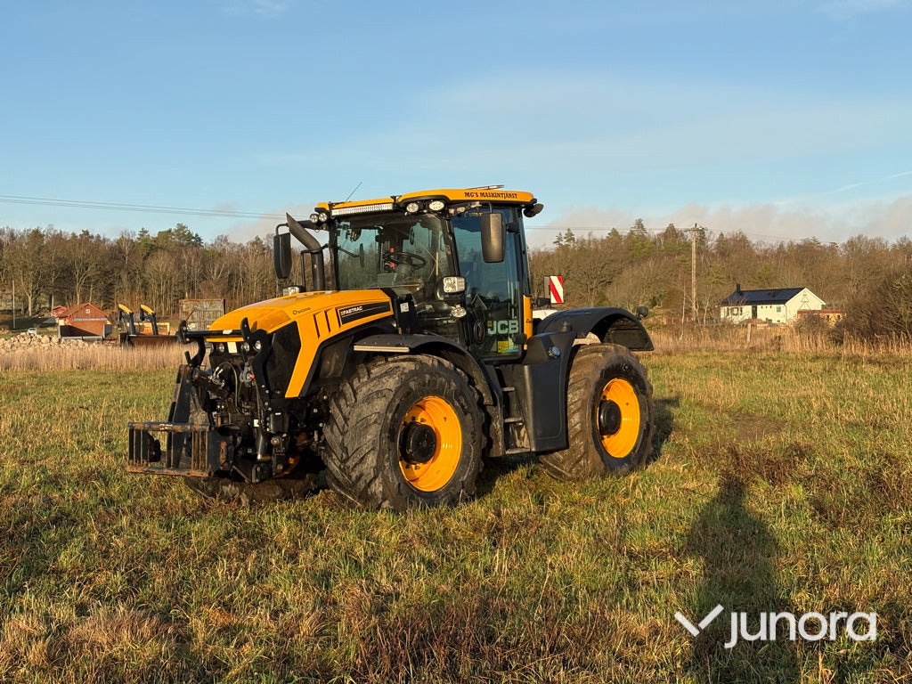 Traktor – JCB Fastrac 4220 Nordic Edition - Tractor: foto 2 Traktor – JCB Fastrac 4220 Nordic Edition - Tractor: foto 2