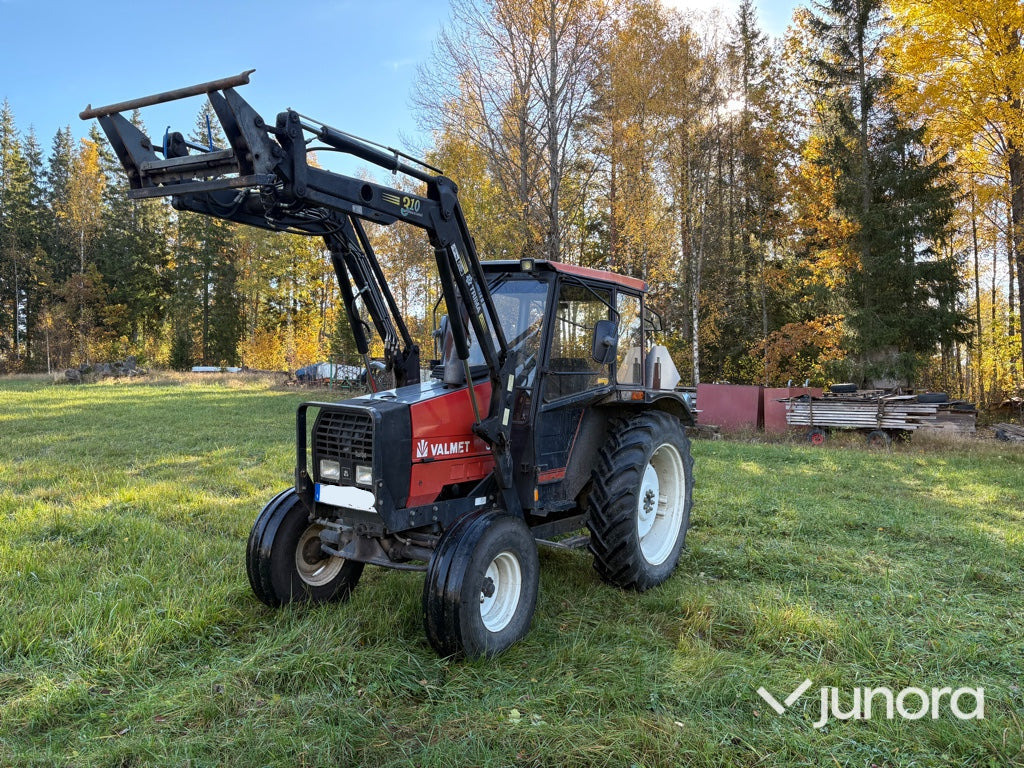 Traktor - Valmet 305 - Tractor: foto 1 Traktor - Valmet 305 - Tractor: foto 1