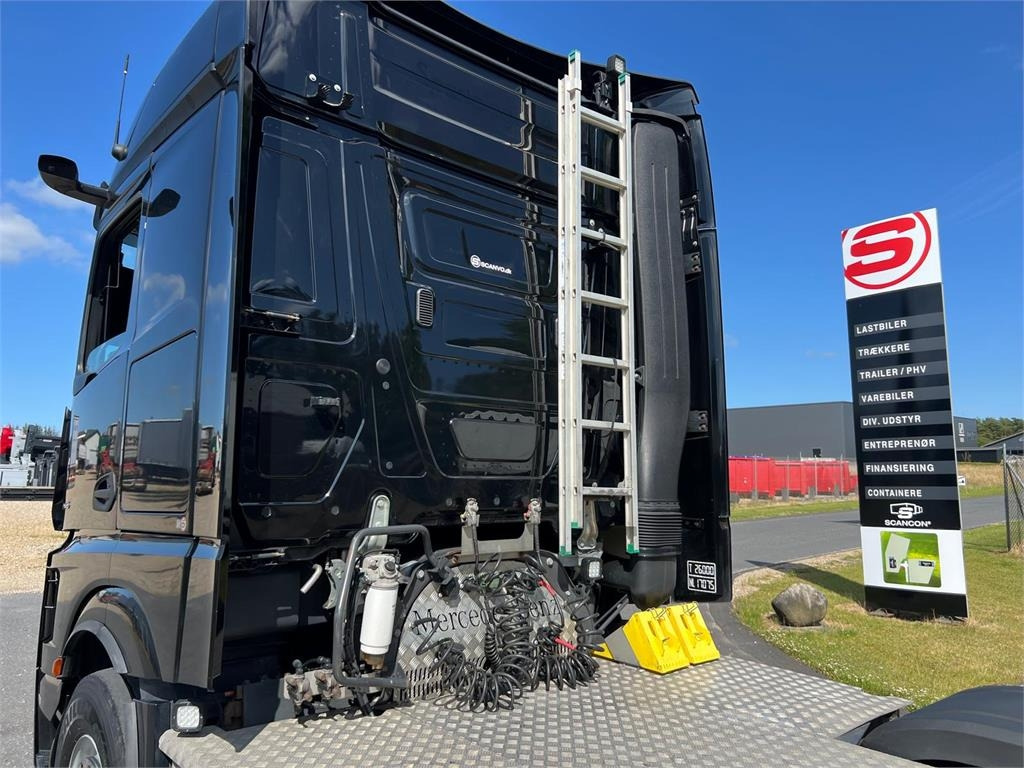 Mercedes-Benz Actros 2545 LS  - Cabeza tractora: foto 4 Mercedes-Benz Actros 2545 LS  - Cabeza tractora: foto 4