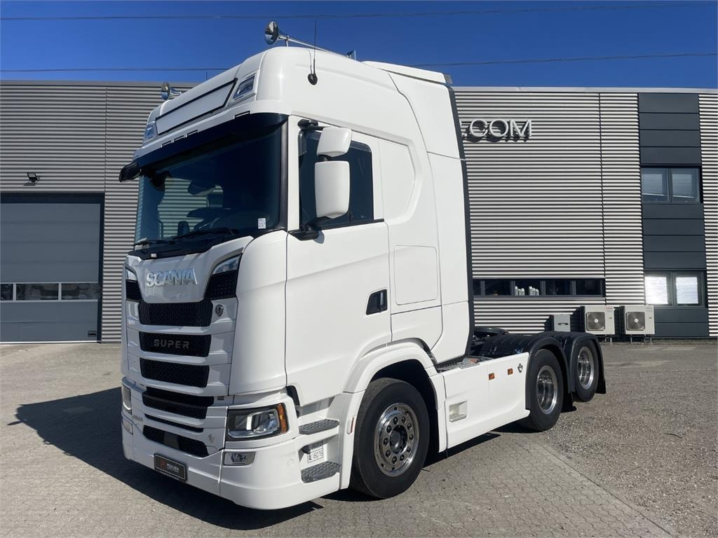 Scania S660 A 6x2 NB 2950 - Cabeza tractora: foto 4 Scania S660 A 6x2 NB 2950 - Cabeza tractora: foto 4