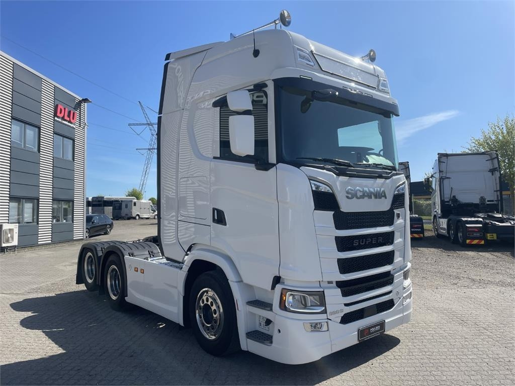 Scania S660 A 6x2 NB 2950 - Cabeza tractora: foto 1 Scania S660 A 6x2 NB 2950 - Cabeza tractora: foto 1