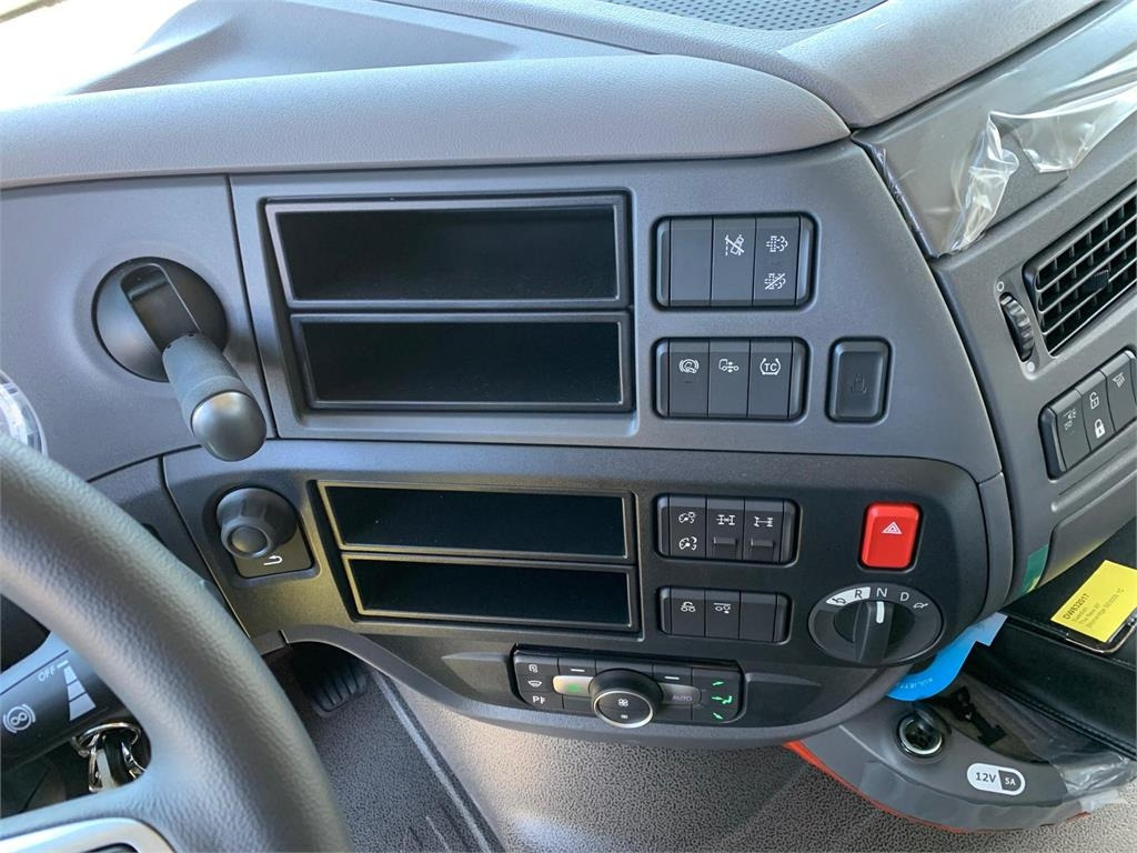 Camión portacontenedor de cadenas DAF XF 430 FAW 8x4*4 Tridem: foto 13 Camión portacontenedor de cadenas DAF XF 430 FAW 8x4*4 Tridem: foto 13