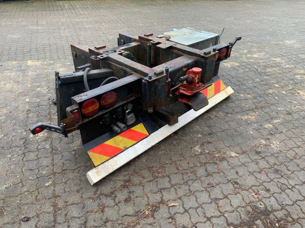 HMF 20,5 T-M kran konsol med træktravers - Carrocería y exterior para Camión: foto 1 HMF 20,5 T-M kran konsol med træktravers - Carrocería y exterior para Camión: foto 1