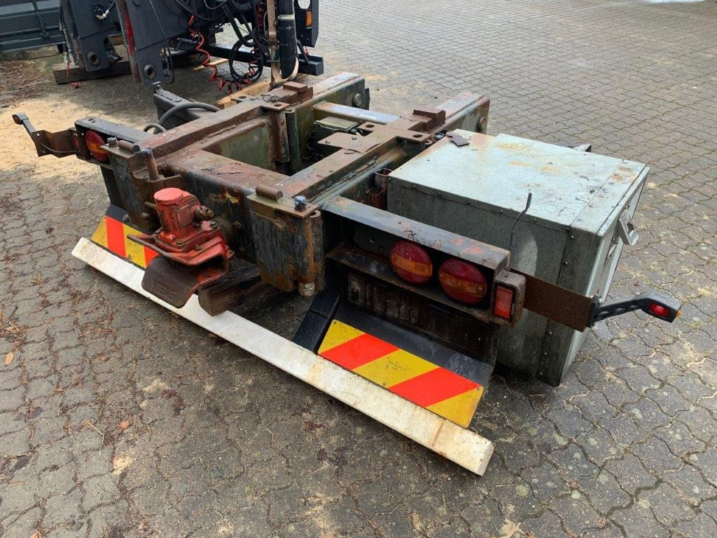HMF 20,5 T-M kran konsol med træktravers - Carrocería y exterior para Camión: foto 2 HMF 20,5 T-M kran konsol med træktravers - Carrocería y exterior para Camión: foto 2