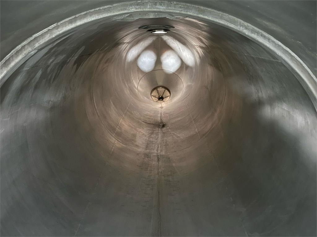 Interconsult 64m3 STRT1-64CA med tip - Semirremolque cisterna: foto 4 Interconsult 64m3 STRT1-64CA med tip - Semirremolque cisterna: foto 4