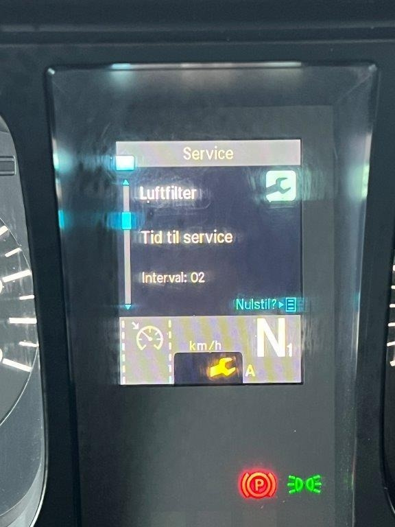 Camión caja cerrada Mercedes-Benz Antos 1824 LnR: foto 18