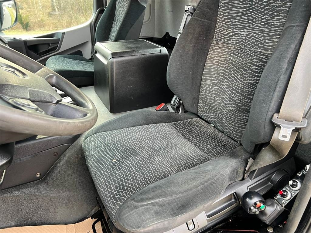 Camión portacontenedor de cadenas Mercedes-Benz Antos 2546 L: foto 9