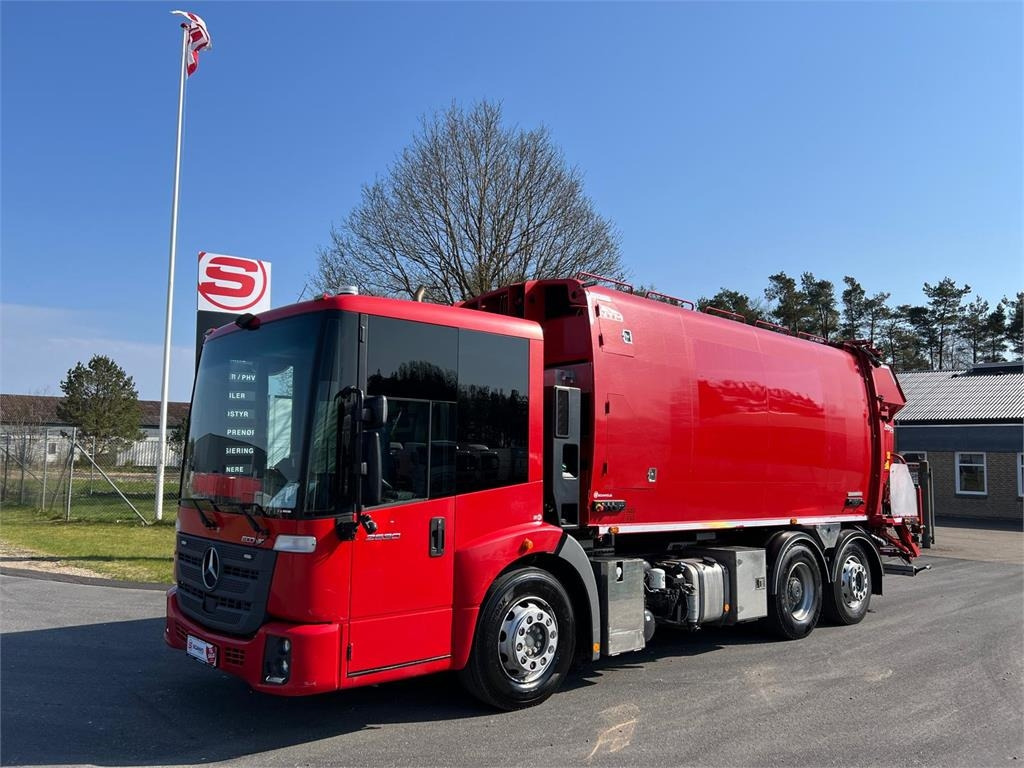 Mercedes-Benz Econic 2630L ENA 4 kammer NTM - Camión de basura: foto 2 Mercedes-Benz Econic 2630L ENA 4 kammer NTM - Camión de basura: foto 2