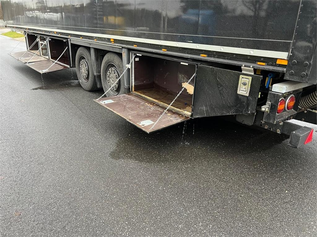 Schmitz 13,6 mtr kasse - lodretstående lift - Semirremolque caja cerrada: foto 3 Schmitz 13,6 mtr kasse - lodretstående lift - Semirremolque caja cerrada: foto 3