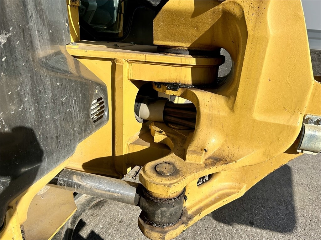 Miniexcavadora CAT 308CR NEXT GEN PYÖRITTÄJÄLLÄ: foto 12
