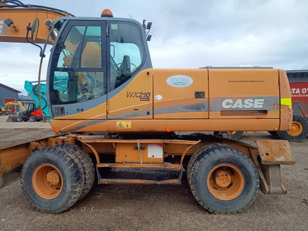 Case WX210 PYÖRITTÄJÄLLÄ  - Excavadora de ruedas: foto 2 Case WX210 PYÖRITTÄJÄLLÄ  - Excavadora de ruedas: foto 2