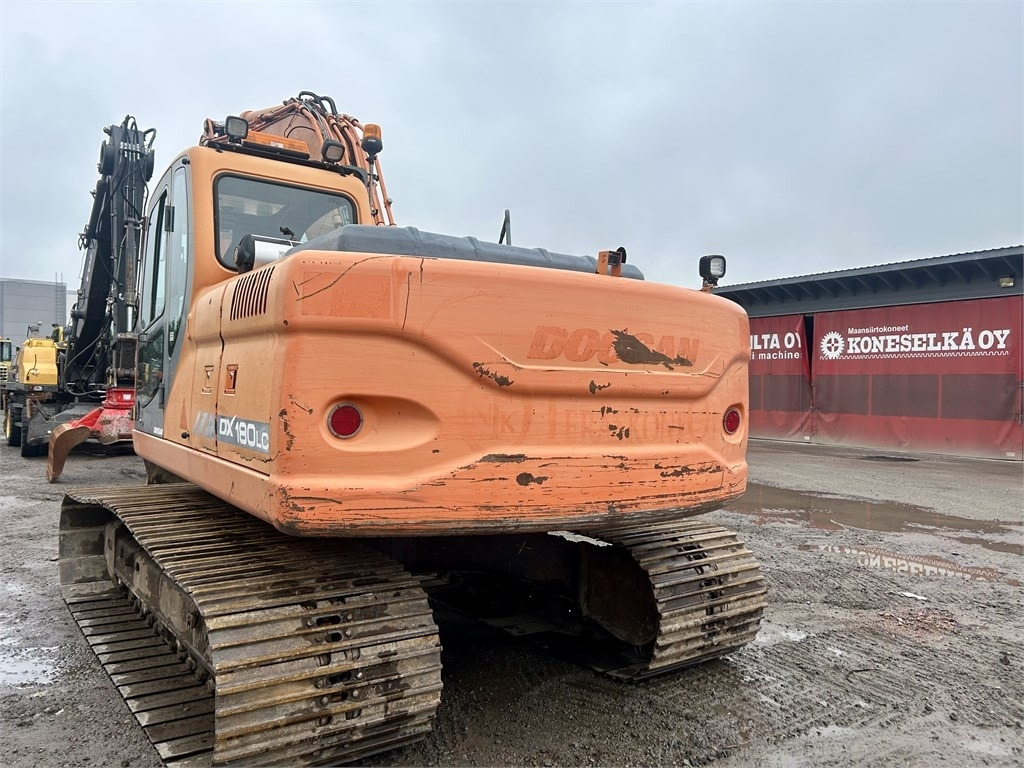 Doosan DX180LC PYÖRITTÄJÄLLÄ - Excavadora de cadenas: foto 2 Doosan DX180LC PYÖRITTÄJÄLLÄ - Excavadora de cadenas: foto 2