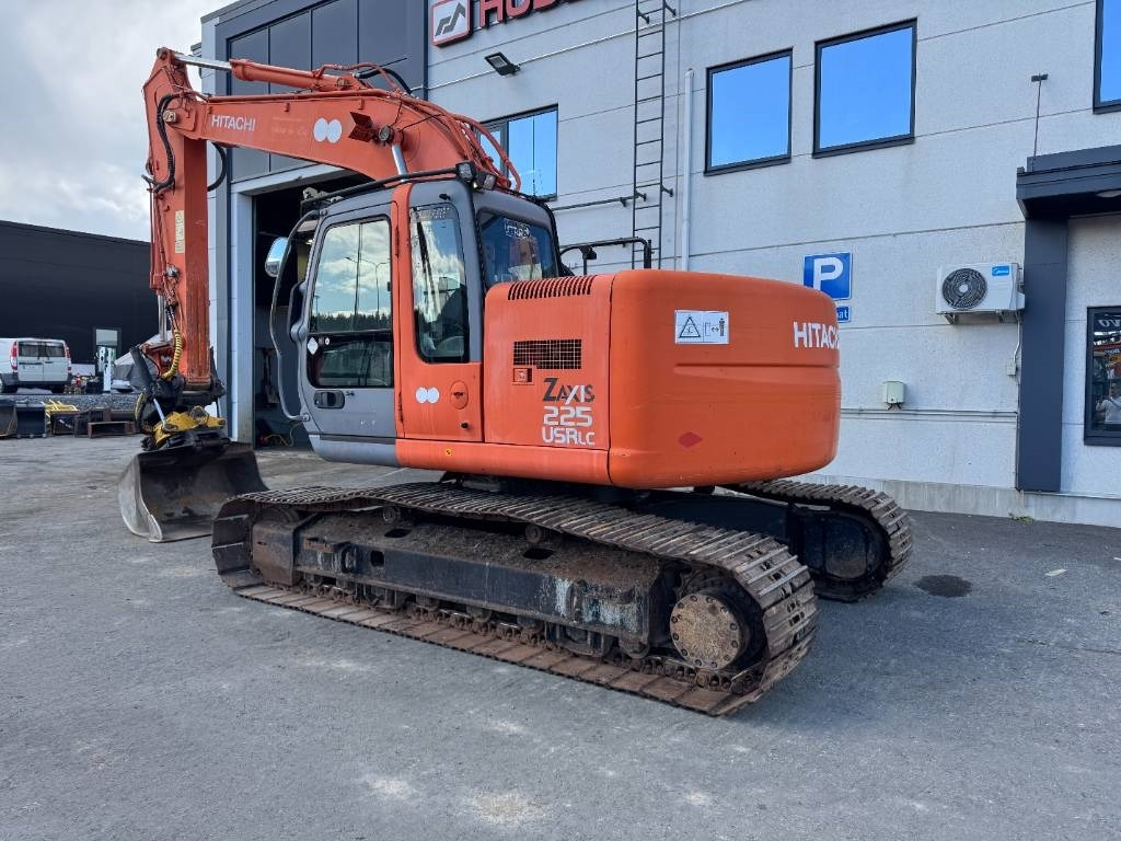 Hitachi ZX225USR PYÖRITTÄJÄLLÄ  - Excavadora de cadenas: foto 3 Hitachi ZX225USR PYÖRITTÄJÄLLÄ  - Excavadora de cadenas: foto 3