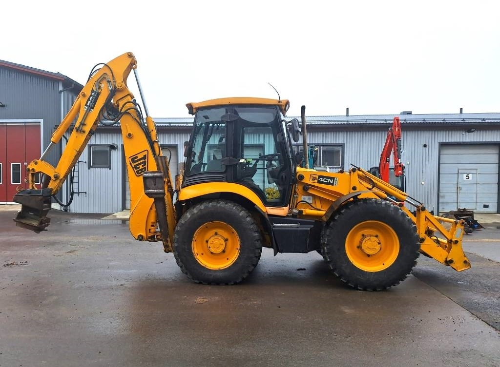 JCB 4CN YHDISTELMÄKONE KALLISTAJALLA - Retroexcavadora: foto 4 JCB 4CN YHDISTELMÄKONE KALLISTAJALLA - Retroexcavadora: foto 4