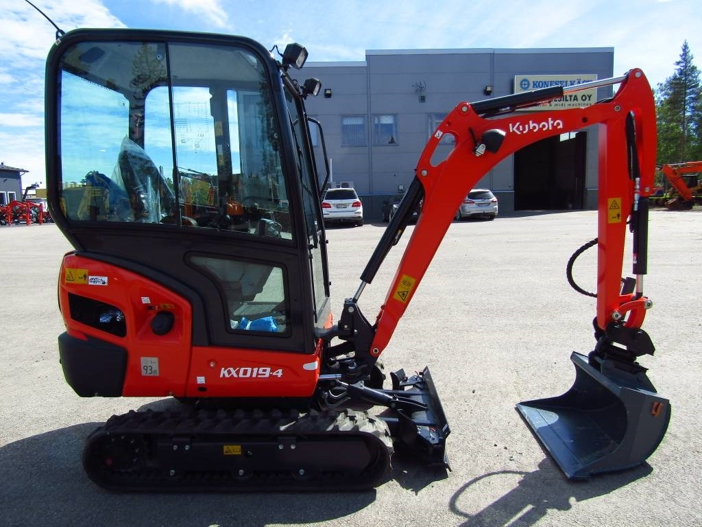Kubota KX019-4 KALLISTAJALLA UUSI!! - Miniexcavadora: foto 5 Kubota KX019-4 KALLISTAJALLA UUSI!! - Miniexcavadora: foto 5