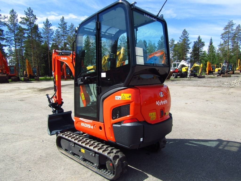 Kubota KX019-4 KALLISTAJALLA UUSI!! - Miniexcavadora: foto 2 Kubota KX019-4 KALLISTAJALLA UUSI!! - Miniexcavadora: foto 2