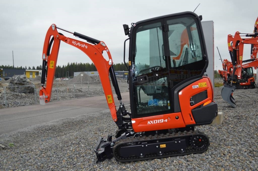 Kubota KX019-4 UUSI, TAKUU 24KK - Miniexcavadora: foto 1 Kubota KX019-4 UUSI, TAKUU 24KK - Miniexcavadora: foto 1