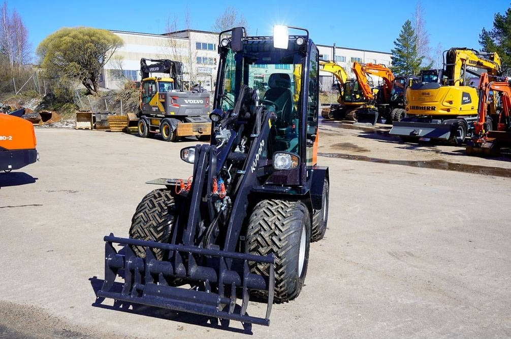 Kubota RT250-2 UUSI KONE! - Cargadora articulada: foto 3 Kubota RT250-2 UUSI KONE! - Cargadora articulada: foto 3