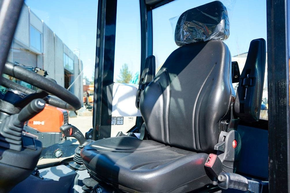 Cargadora articulada Kubota RT250-2 UUSI KONE!: foto 20