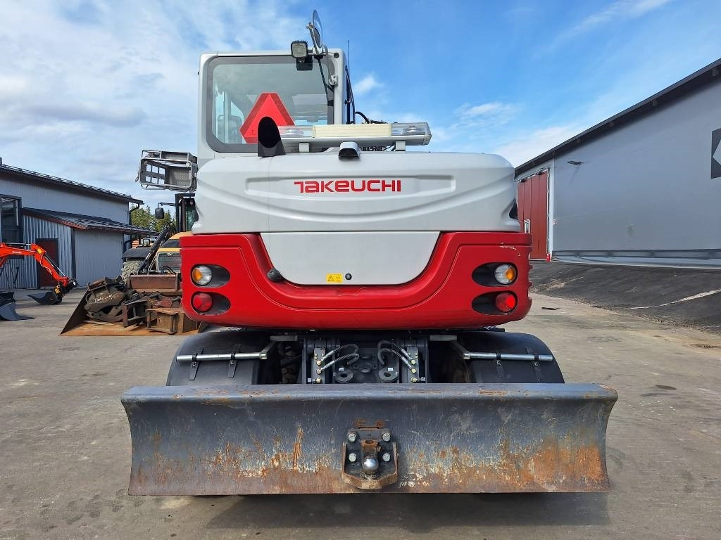 Takeuchi MYYTY! SOLD! TB295W PYÖRITTÄJÄLLÄ - Excavadora de ruedas: foto 3 Takeuchi MYYTY! SOLD! TB295W PYÖRITTÄJÄLLÄ - Excavadora de ruedas: foto 3