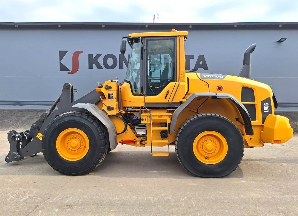 Volvo L90G RASVARI, YM. - Cargadora de ruedas: foto 1 Volvo L90G RASVARI, YM. - Cargadora de ruedas: foto 1