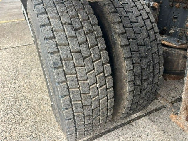 Camión multibasculante DAF CF85-410. 6x2. EU5. Retarder.: foto 15 Camión multibasculante DAF CF85-410. 6x2. EU5. Retarder.: foto 15