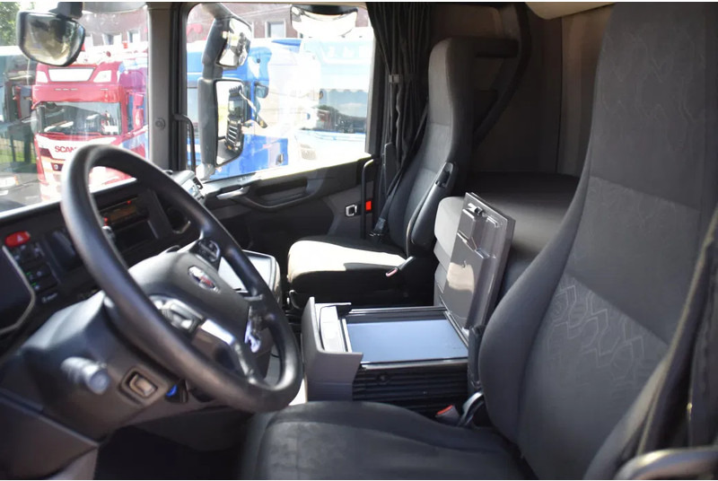Scania S450 NGS 4x2NB - FULL AIR - RETARDER - ACC - PARK. AIRCO - 2 x FUEL TANKS - TOP CONDITION - - Cabeza tractora: foto 5 Scania S450 NGS 4x2NB - FULL AIR - RETARDER - ACC - PARK. AIRCO - 2 x FUEL TANKS - TOP CONDITION - - Cabeza tractora: foto 5