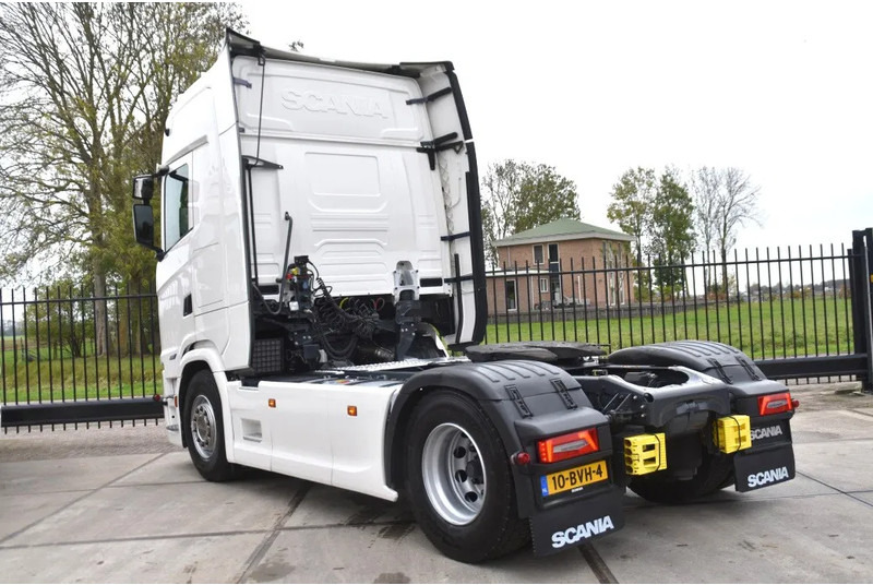 Scania S460 NGS 4x2NB - ONLY 104 TKM - FULL AIR - PARK. AIRCO - LEATHER SEATS - 2 x FUEL TANKS - LED LIGHTS - EXCELLENT CONDITION - - Cabeza tractora: foto 3 Scania S460 NGS 4x2NB - ONLY 104 TKM - FULL AIR - PARK. AIRCO - LEATHER SEATS - 2 x FUEL TANKS - LED LIGHTS - EXCELLENT CONDITION - - Cabeza tractora: foto 3