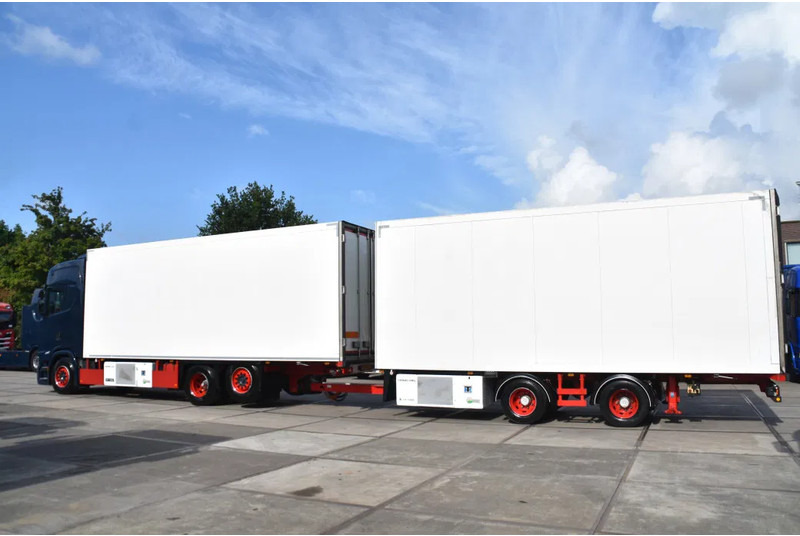 Scania S520 V8 NGS 6x2*4NB + SCHMITZ ZKO 20 - THERMO KING - RETARDER - FULL AIR - WHEELBASE: 515 CM - TOP CONDITION - - Camión frigorífico: foto 2 Scania S520 V8 NGS 6x2*4NB + SCHMITZ ZKO 20 - THERMO KING - RETARDER - FULL AIR - WHEELBASE: 515 CM - TOP CONDITION - - Camión frigorífico: foto 2