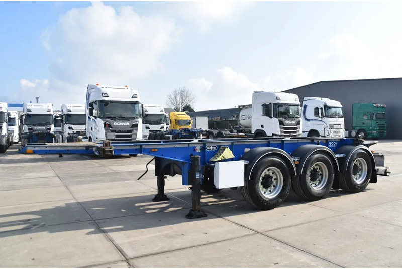 Van Hool A3C002 - ADR FL - 20 FT SWAP - LIFT AXLE - BPW AXLES - DISC BRAKES - 3180 KG EMPTY WEIGHT ! - Semirremolque portacontenedore/ Intercambiable: foto 5 Van Hool A3C002 - ADR FL - 20 FT SWAP - LIFT AXLE - BPW AXLES - DISC BRAKES - 3180 KG EMPTY WEIGHT ! - Semirremolque portacontenedore/ Intercambiable: foto 5