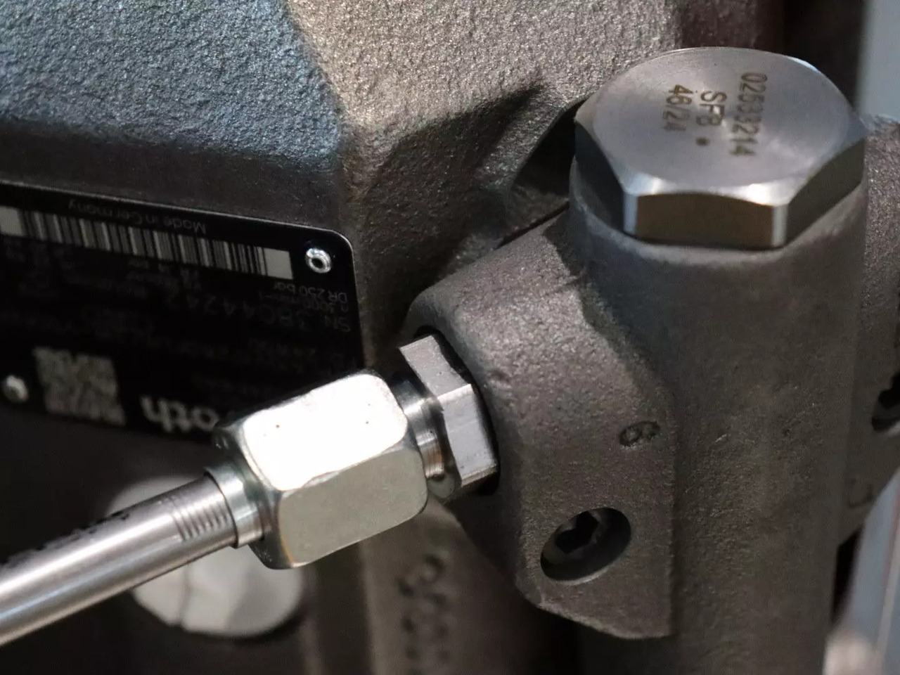 REXROTH A10VO28DFLR/31R-VSC62K01 - Motor hidráulico para Equipo de manutención: foto 3 REXROTH A10VO28DFLR/31R-VSC62K01 - Motor hidráulico para Equipo de manutención: foto 3